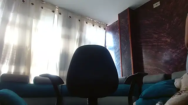 Chat XXX ao vivo de Evangeline_Sc