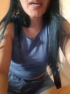 צ'אט XXX בשידור חי של Ally-cutee