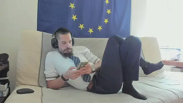 Živý XXX chat viraglaci18@xh