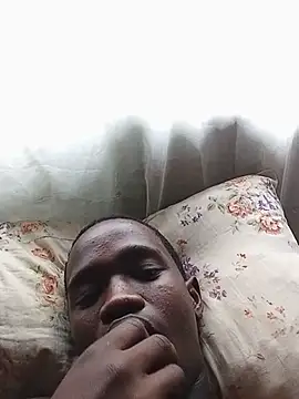 แชท XXX สดของ African_gent_45