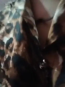 priyaji_1 Adlı Modelin Canlı XXX Sohbeti