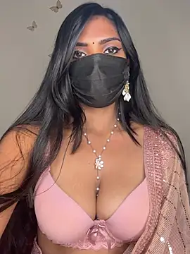 Lovely_Babiee Adlı Modelin Canlı XXX Sohbeti