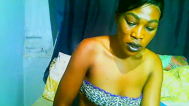 freaky_naughty লাইভ XXX চ্যাট