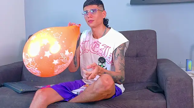 Chat XXX ao vivo de BryanGrey__