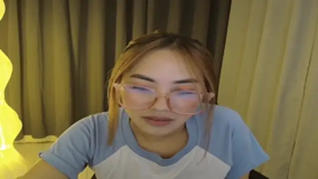 sexybabedine Pertunjukan Webcam