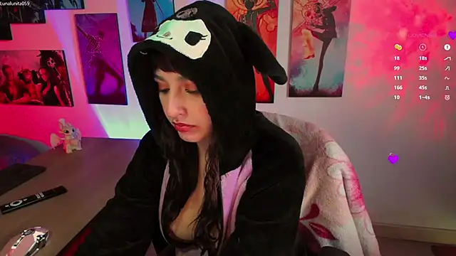 emma_luna59 live XXX chat