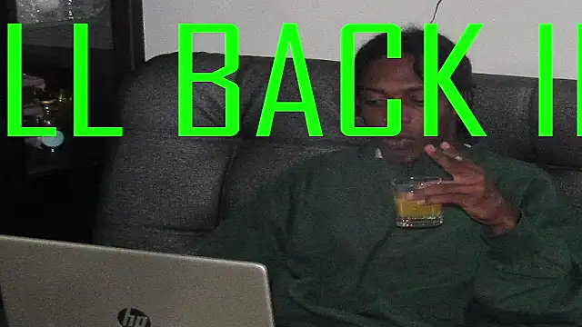 Larry-n-clouds' Live XXX Chat