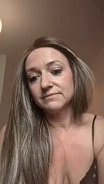 Emmas-Little-SecretXX Chat XXX in diretta