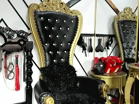 ThessaDior's Live XXX Chat