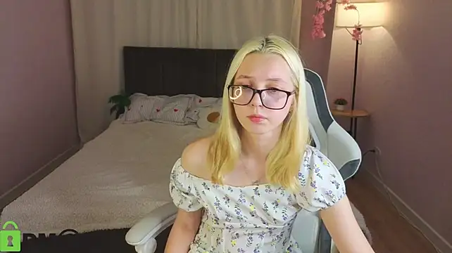 mollyy_snow's Live XXX Chat