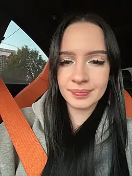 flora_off live XXX chat