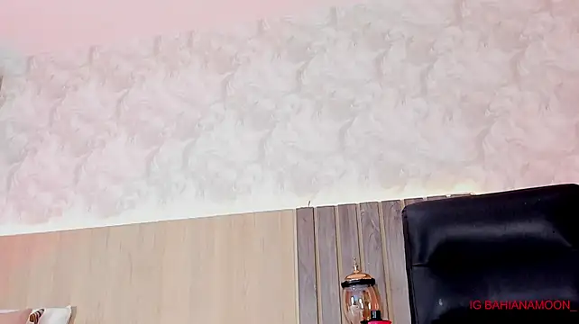 Czat XXX na żywo – Bahianamoon_