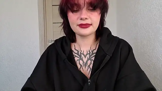 IntrigueYourDay Live XXX-Chat