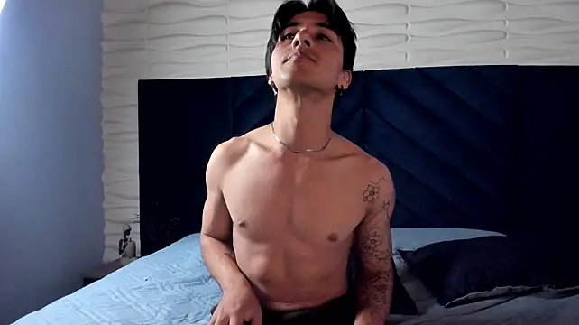 Andy_Joy_ Adlı Modelin Canlı XXX Sohbeti
