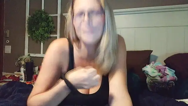 Chatroom XXX en direct de Stickywethoney