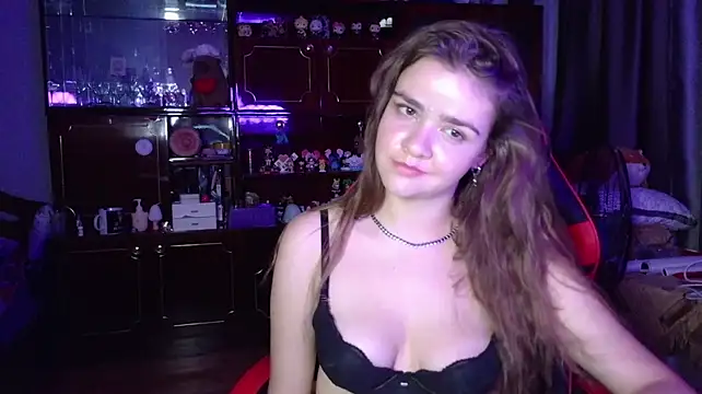 Chat +18 de QueenBeatrice ao vivo