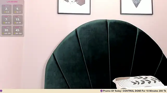 _LaraMom_'s Live XXX Chat