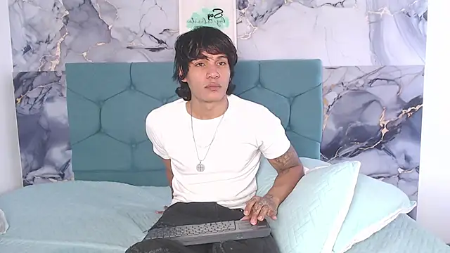 Czat XXX na żywo – MaximilianRoth