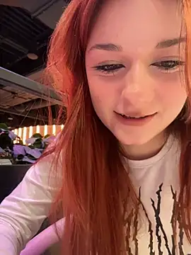 SaintMaya's Live XXX Chat