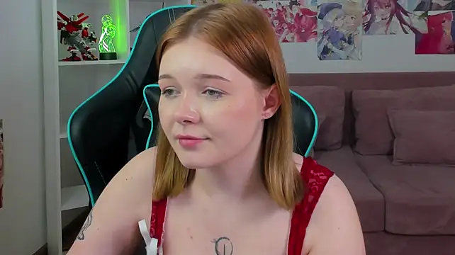 ElinaVale's Live XXX Chat