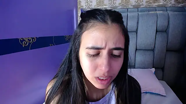Chat +18 de anna_alvarez ao vivo
