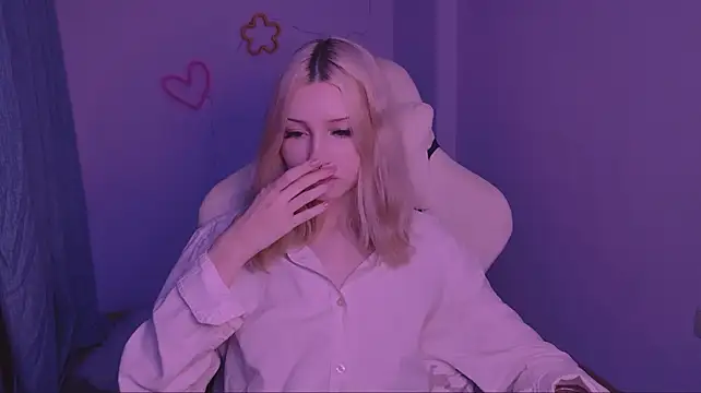Chat XXX en directo de SashaQuin