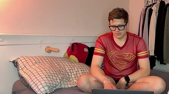 daniel-below Live XXX Chat