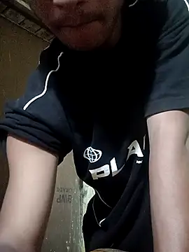 YourTeenBoy21 Show in webcam