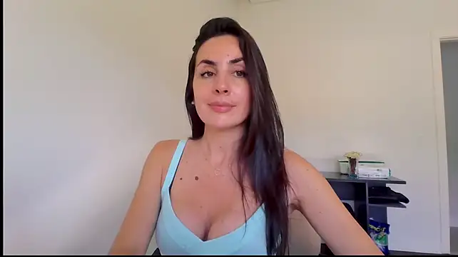 Chat +18 de Sweet_chilli_ ao vivo