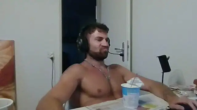alpha-hunk Live XXX-chat