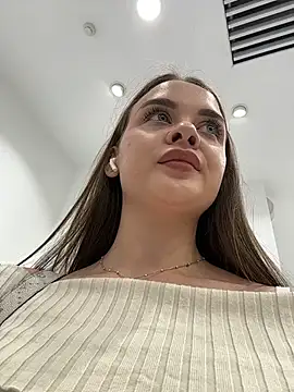 KristiRich Adlı Modelin Canlı XXX Sohbeti