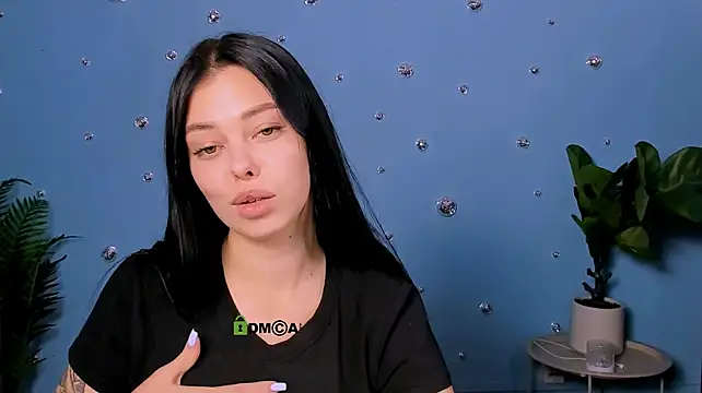 Chat +18 de laura_dark_ ao vivo