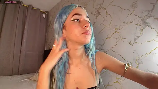 Czat XXX na żywo – cinniaa_