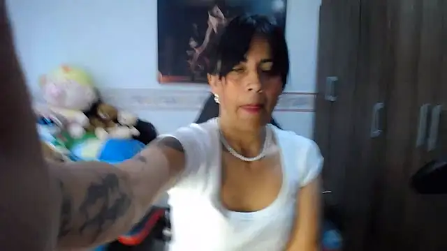 sharoon_cheerryn Live XXX chat