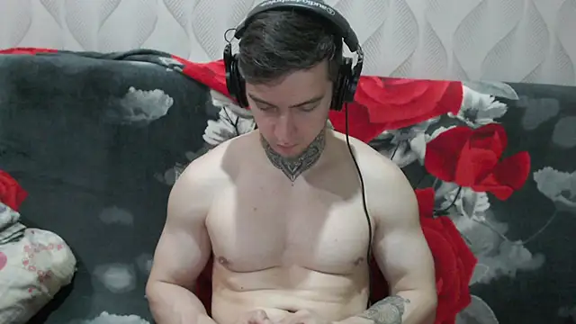 this_is_andy's Live XXX Chat