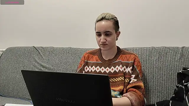 MiguelGray's Live XXX Chat