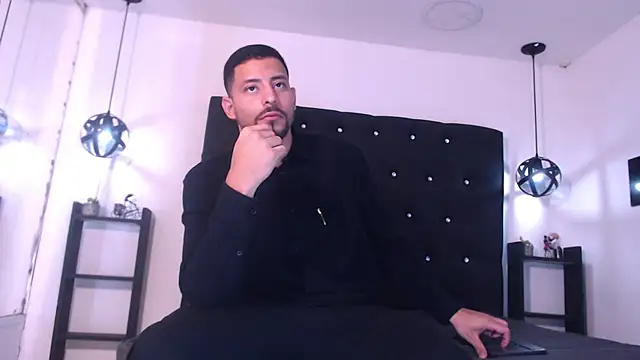 Cris_LaCobra_ Live XXX-Chat
