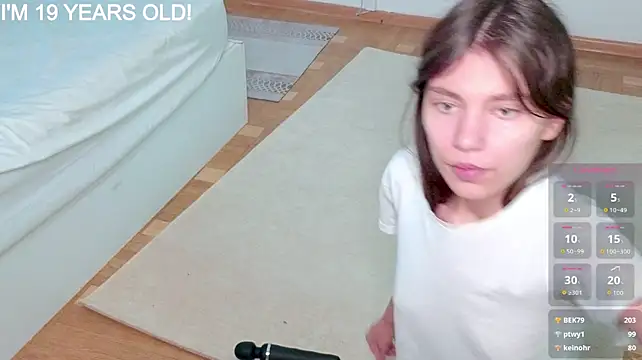Little__Lunaan Live XXX chat