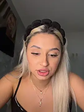Kylie_One Chat XXX live