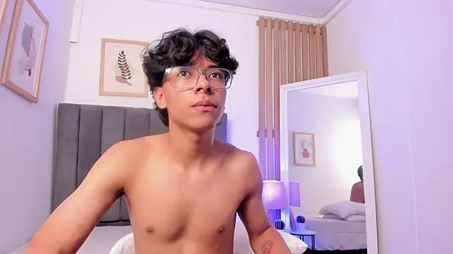 Chat XXX Live Adams__Bobby