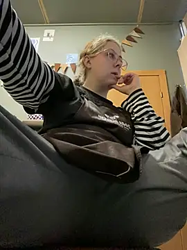 cinnabon_ – Live XXX-chat