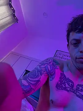 Czat XXX na żywo – PhatBootygirlnHim