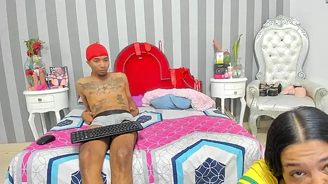 CaroyAndy Chat XXX live
