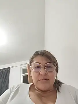 AlexxiaaMat's Live XXX Chat