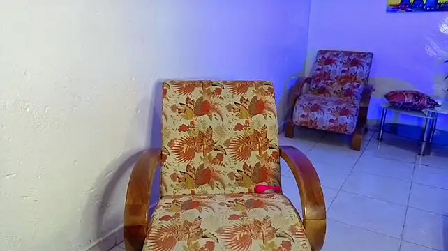 Czat XXX na żywo – Luci_Ramirez