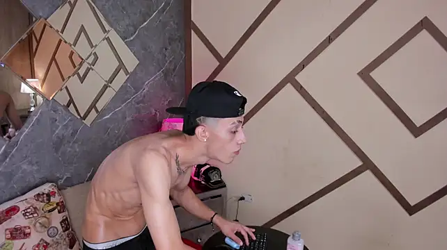 Czat XXX na żywo – ValentinoCortez