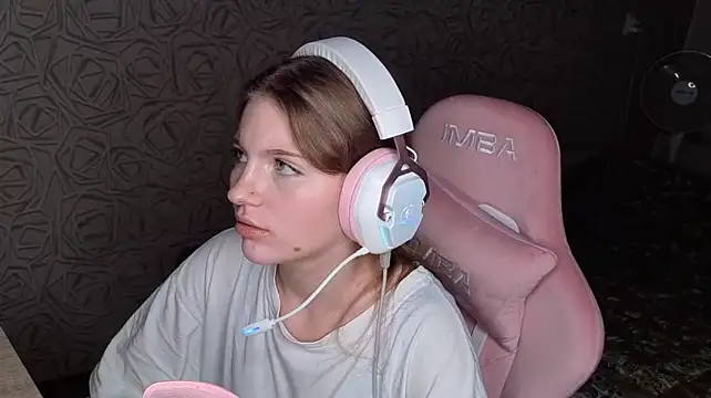 Juliiaa Chat XXX in diretta