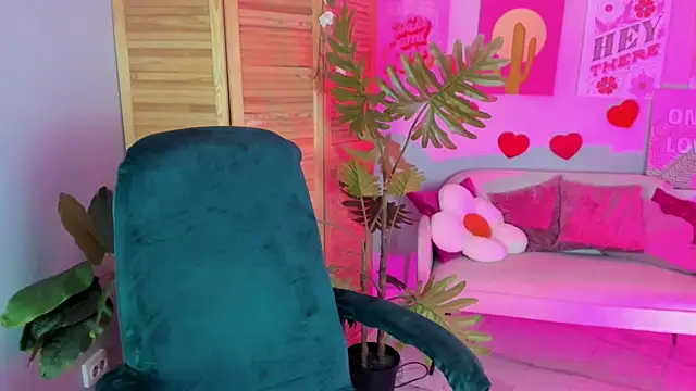 Golden_Dragon live XXX chat