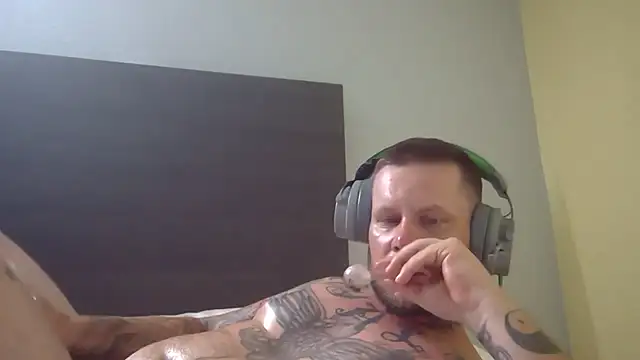 tattedpipelinerのライブXXXチャット
