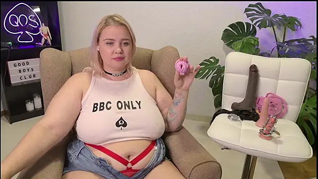 MargotGrey Adlı Modelin Canlı XXX Sohbeti